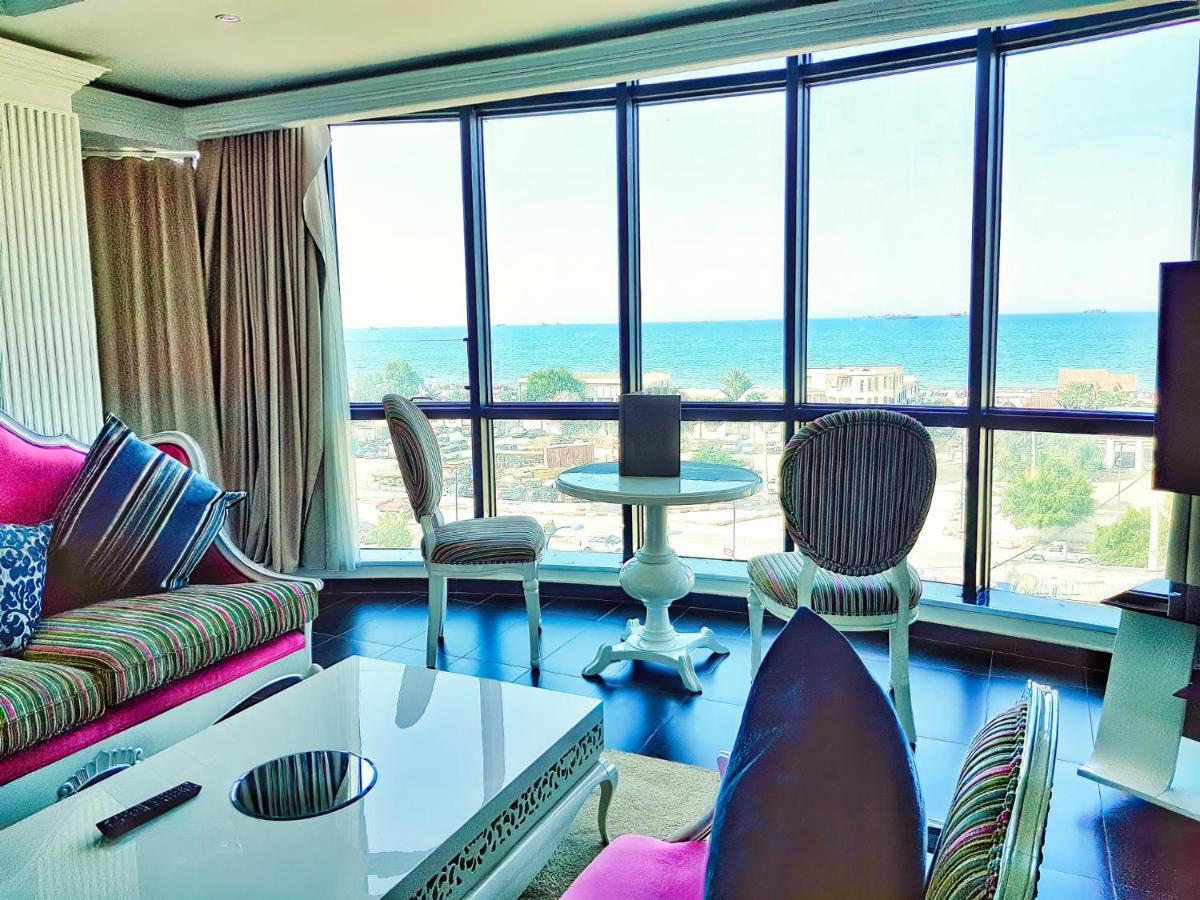 Hotel Raya Tichy Ngoại thất bức ảnh