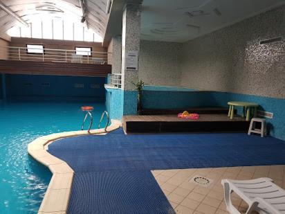Hotel Raya Tichy Ngoại thất bức ảnh